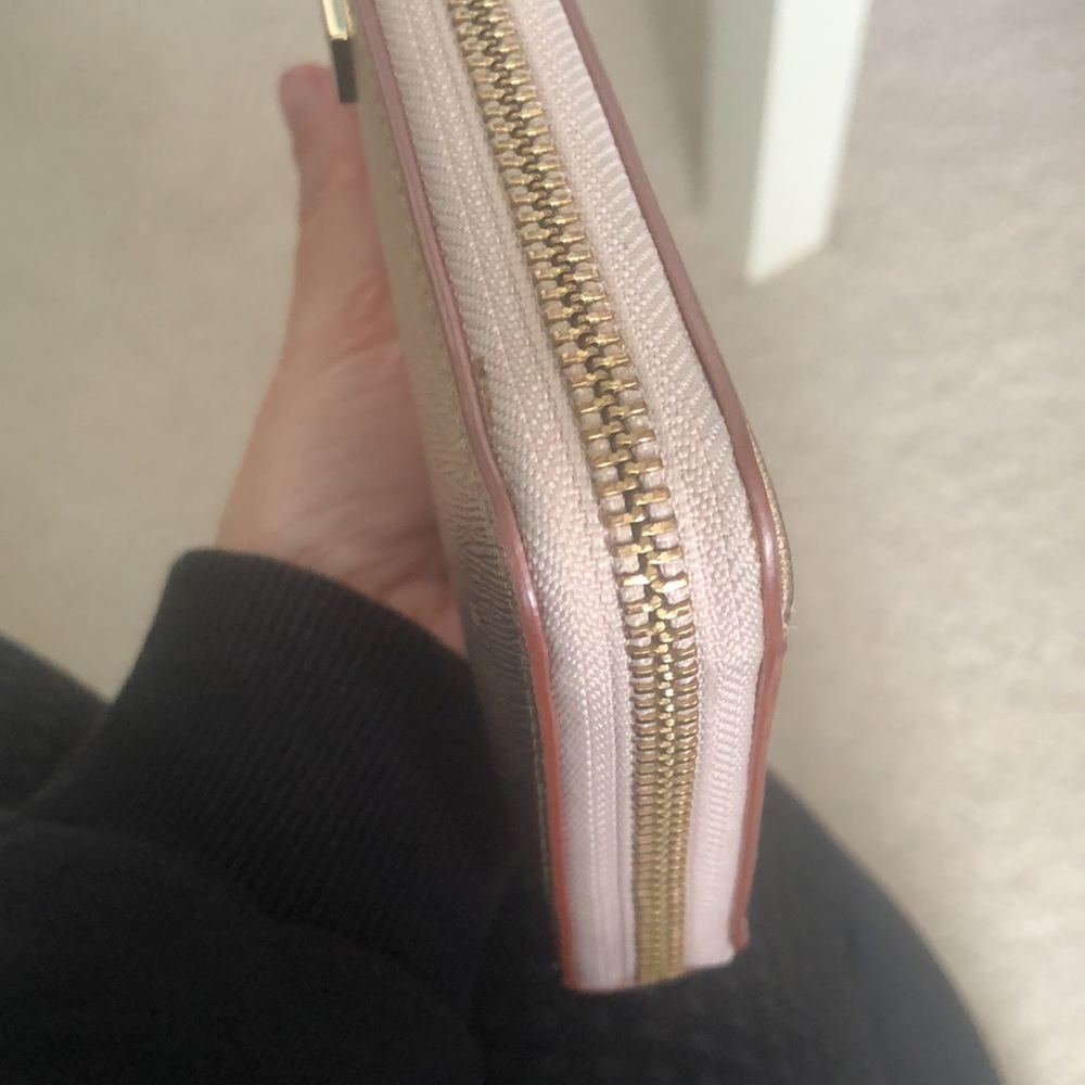 Kate Spade Wallet - Picture 4 of 5